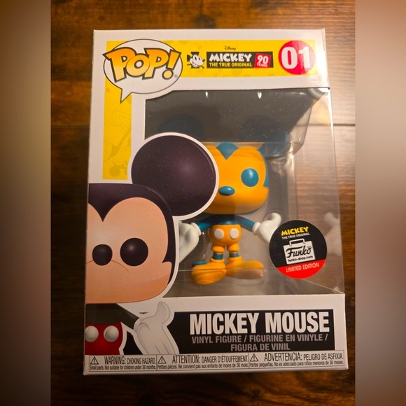 Funko Pop The True Original Mickey Mouse 90 Year #01 Blue NEW Limited Edition - Picture 1 of 5